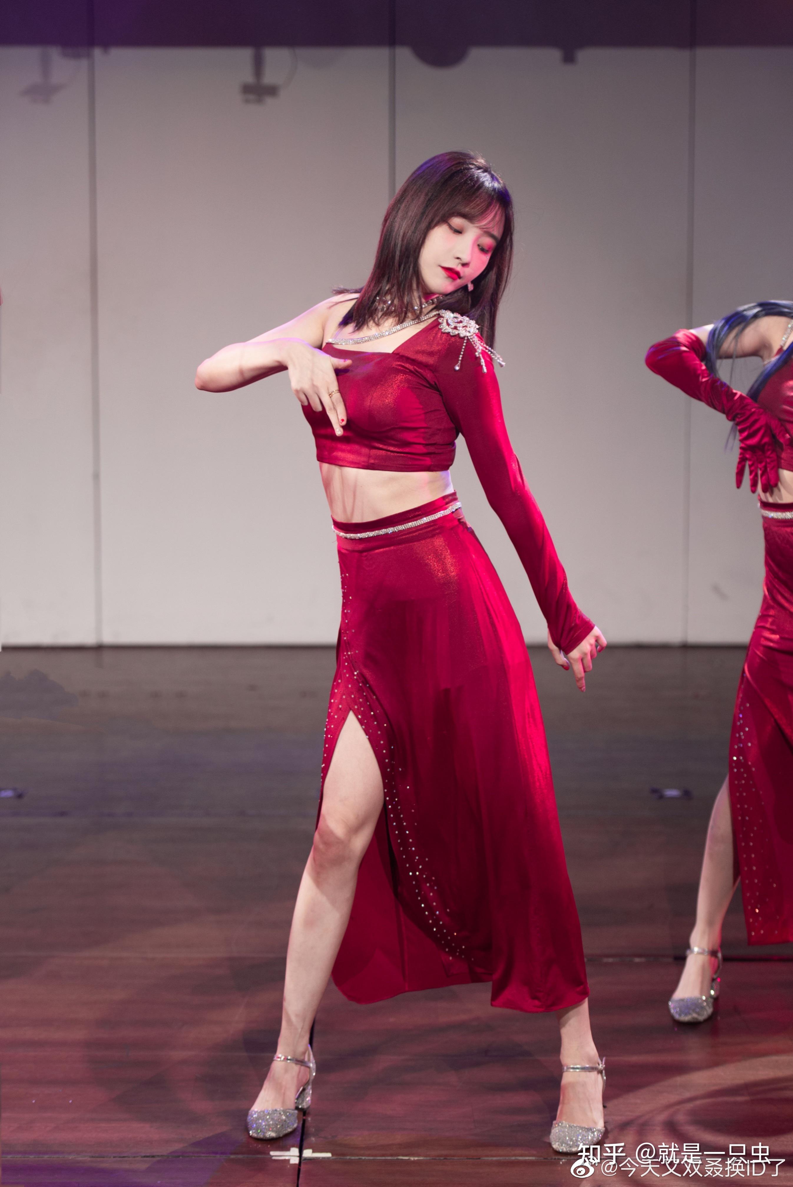 如果在硬糖火少折九塞纳河中选12人组成新女团你会选谁