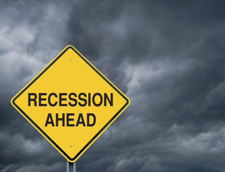 德银：过去327年的历史告诉我们，美国衰退概率高达76 知乎