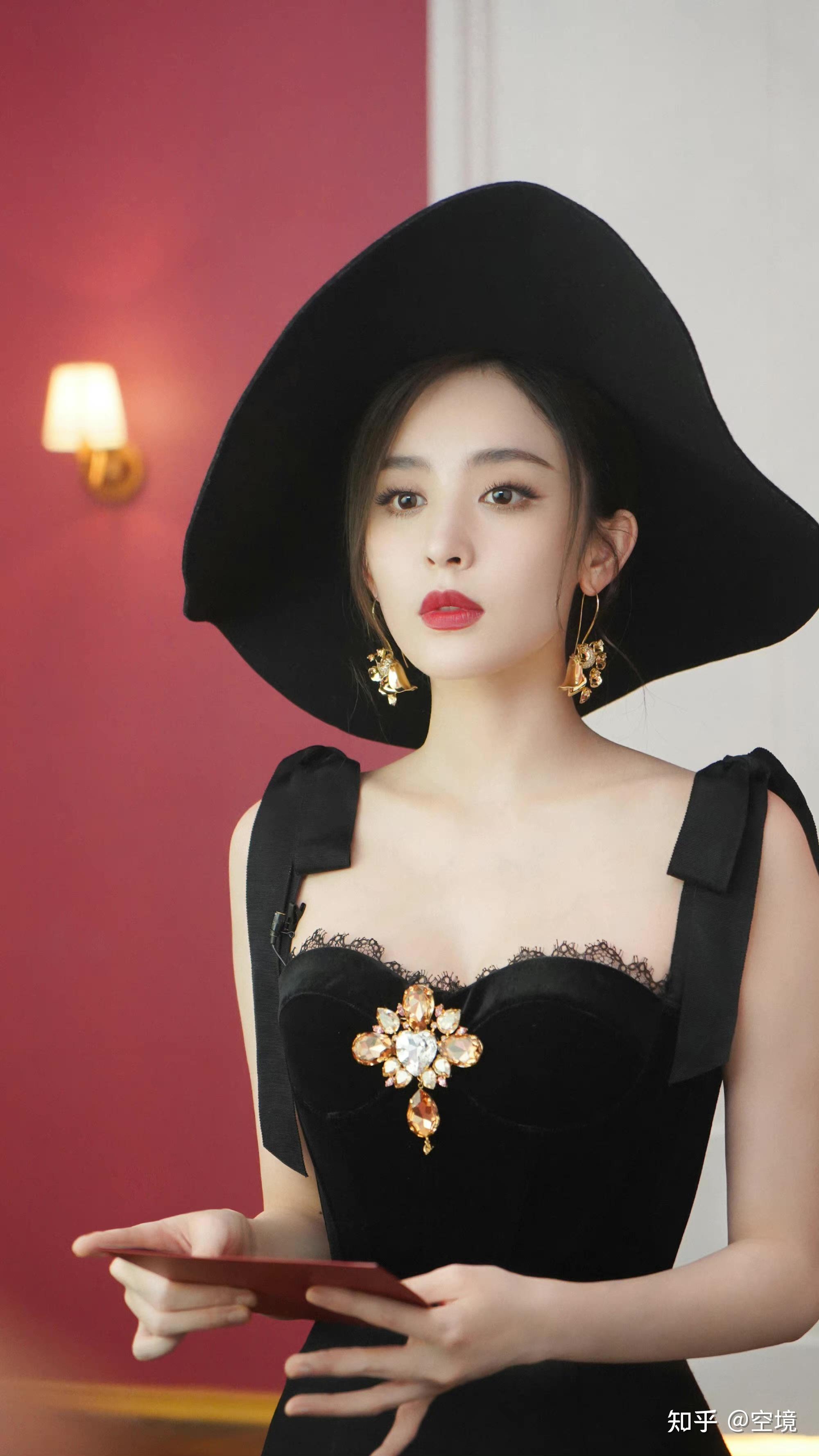 为什么内娱出不了范冰冰,李嘉欣,关之琳这样惊艳绝伦的大美人了?