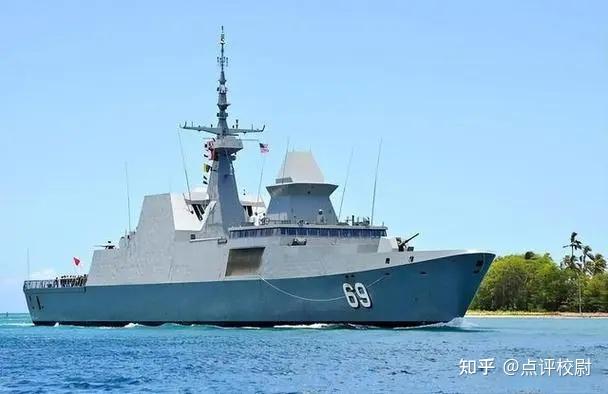 新加坡总理李显龙正式递交辞呈,并正式向总统建议由黄