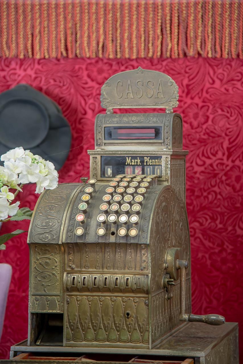 1. 气场环绕体验