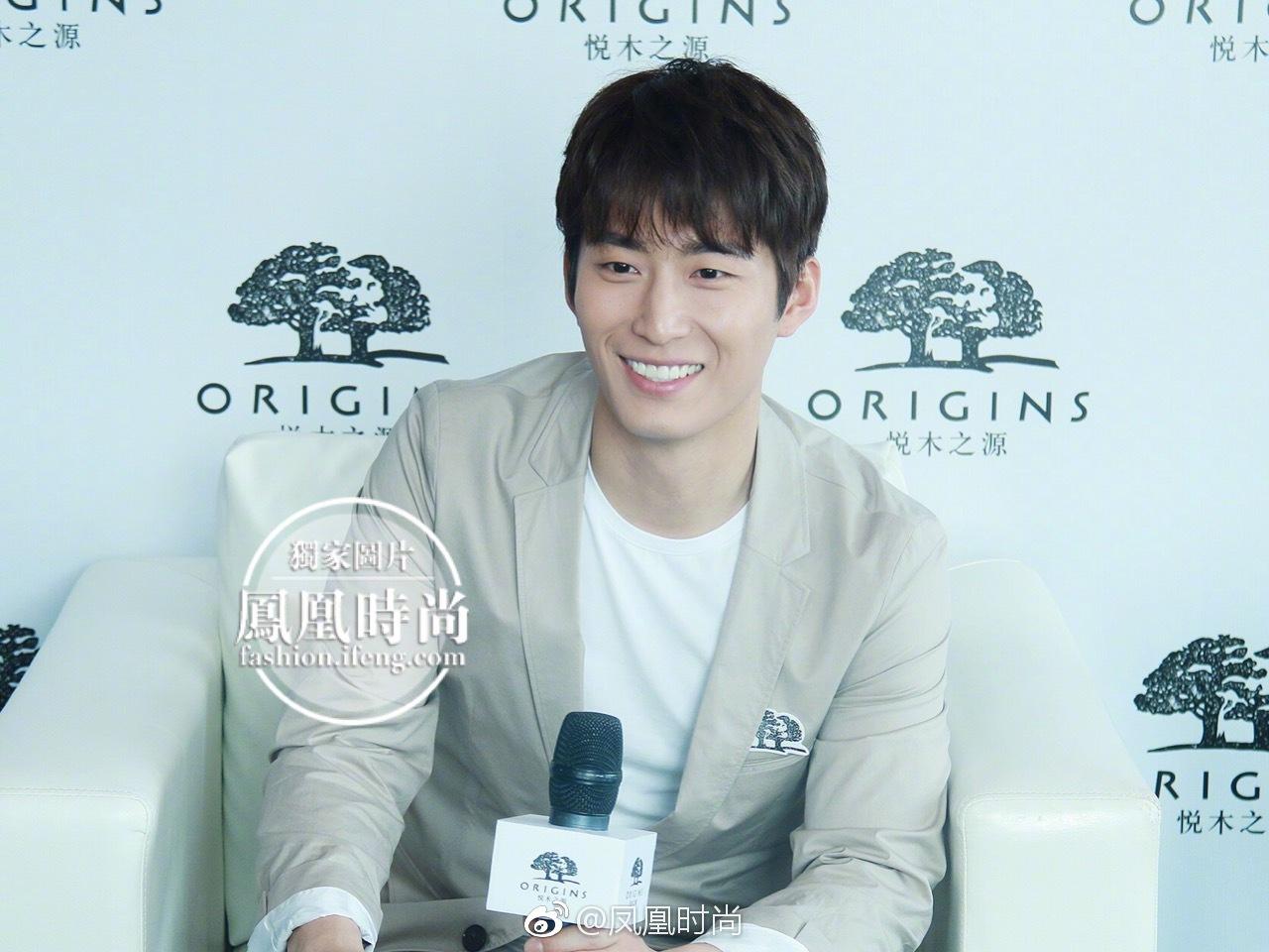 窦骁的美图或搞怪图有哪些?-窦骁帅照