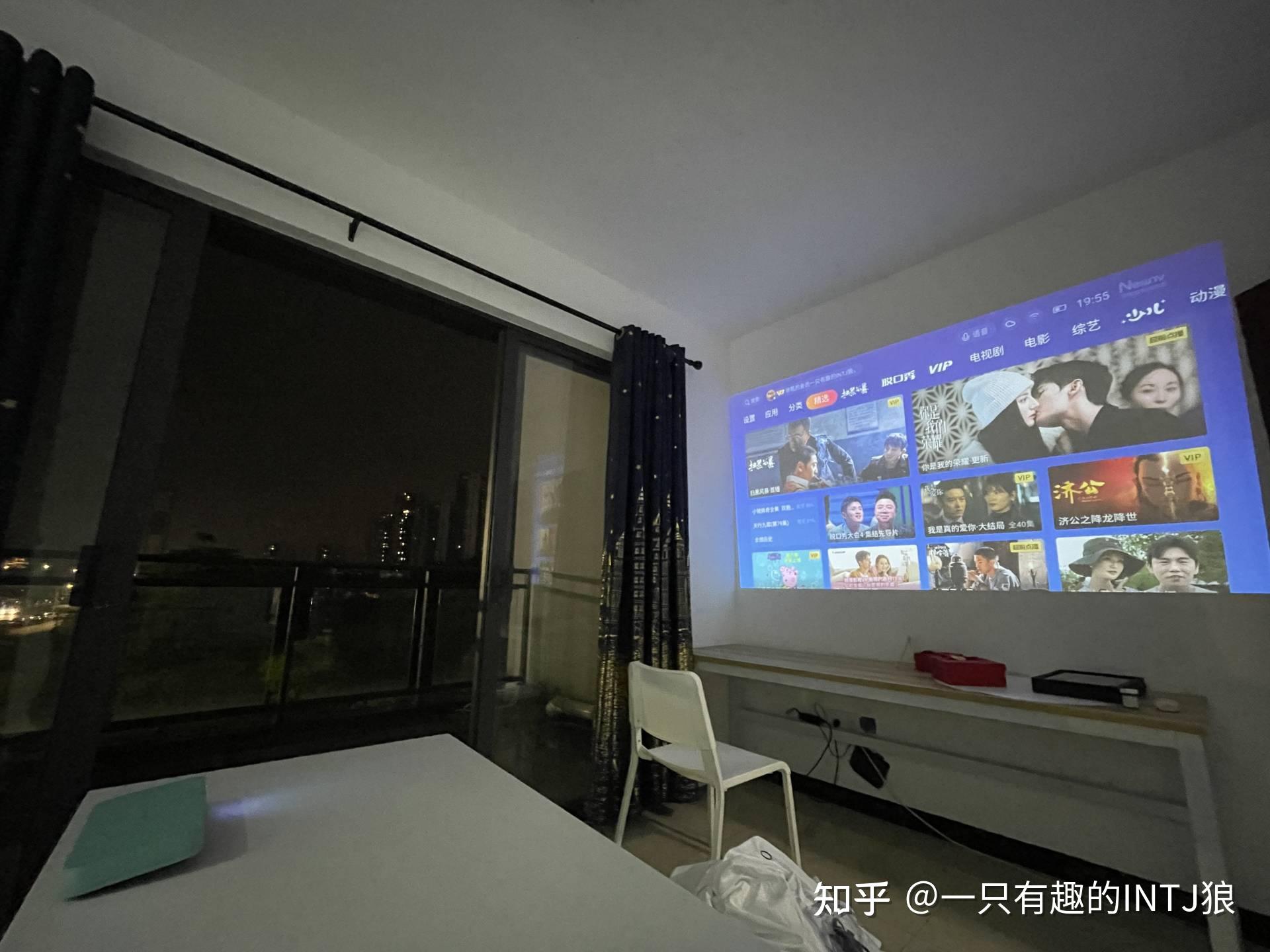 篇3微投与支架,两万字百台投影机对比!双11攻略,科普向高性价比,家庭影院搭建指南 - 知乎