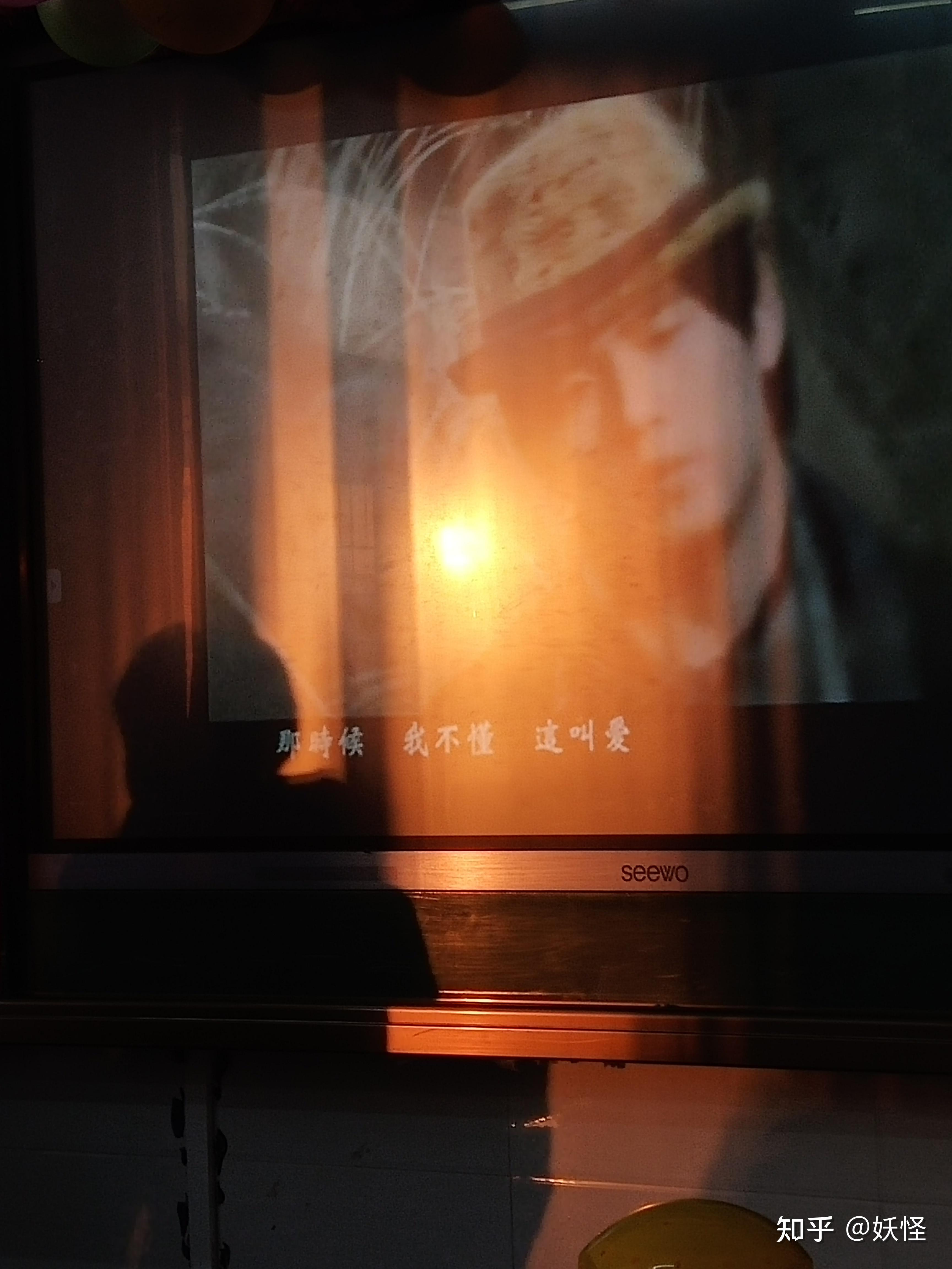 初一谈恋爱正常吗