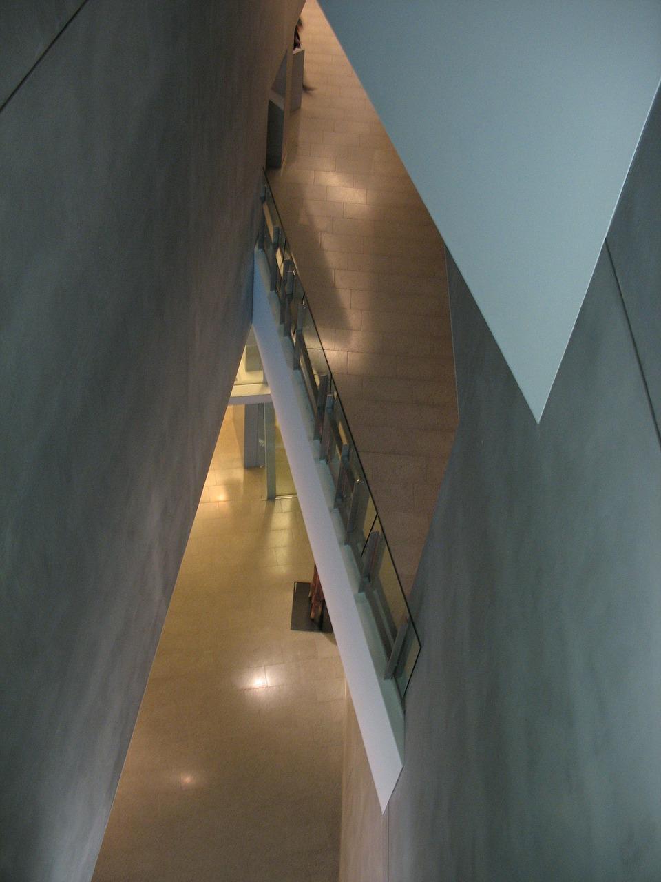 4. 立体交通布局