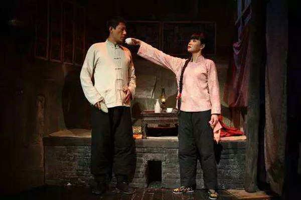 骆驼祥子之小福子没有经济基础的爱情最容易输给现实