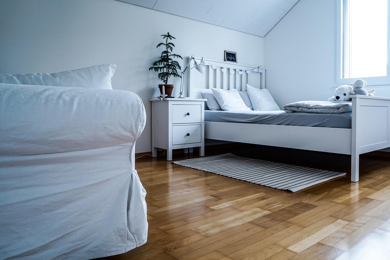 床尾墙角小空间利用