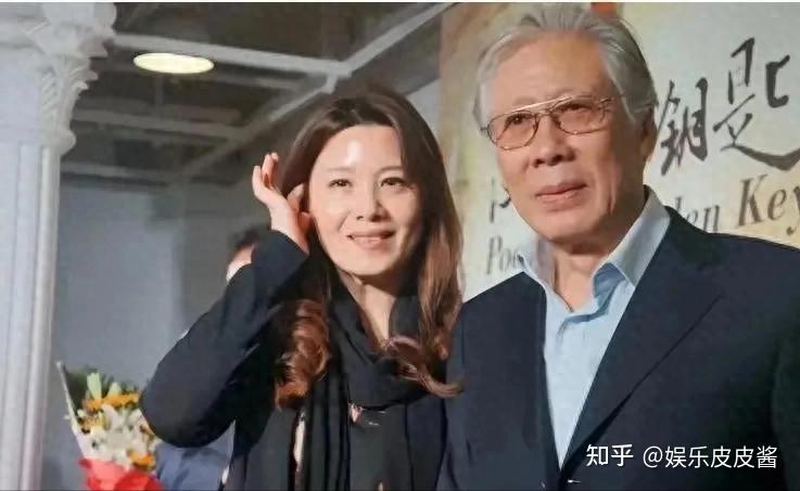 恩爱了26年，90岁的焦晃老态龙钟，小30岁妻子陈晓黎风韵犹存 - 知乎