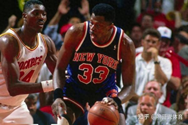乔丹退役大梦拿下两冠在公牛后三连冠时火箭取得了什么成绩