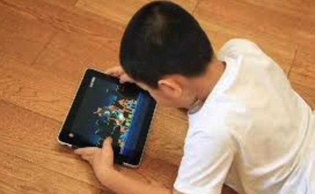 小孩子怎样才能不沉迷于网络游戏？