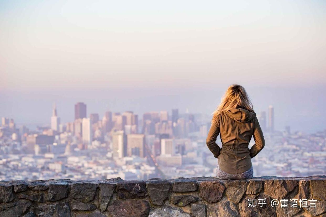 约翰·奈斯比特的名字就是“大趋势”的代言人。在20世纪80年代，奈斯比特的《大趋势》一书曾轰动世界- 知乎