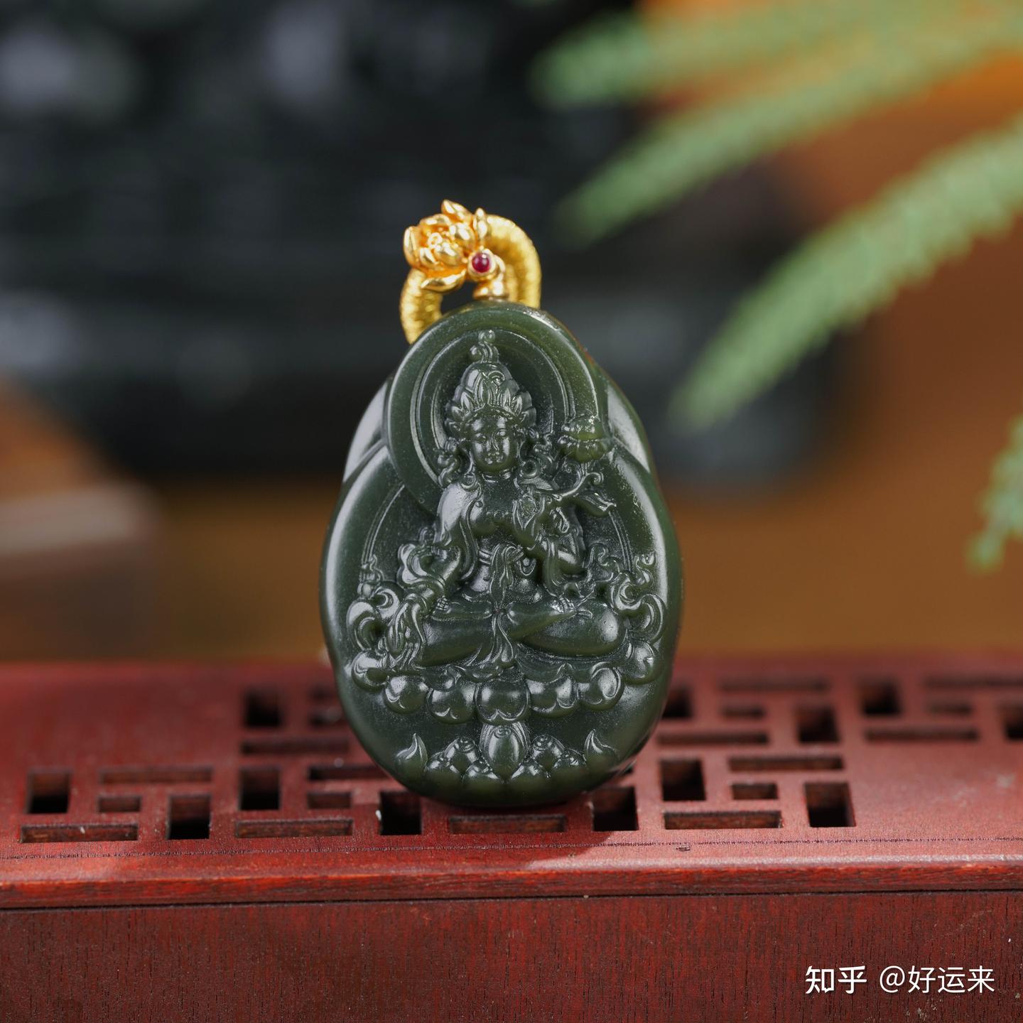 玄青和田玉|最纯正的青色调,一种极致的美! - 知乎