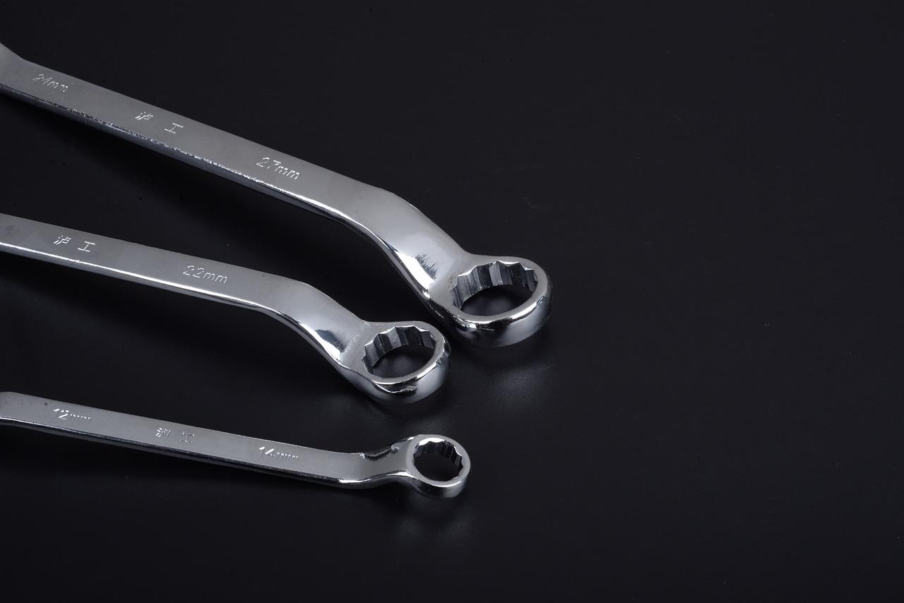 4. 梅花扳手选购