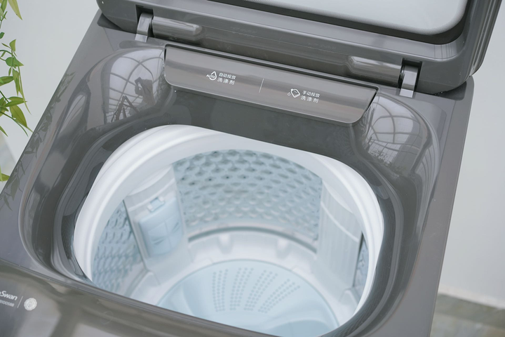 颜值与实力兼具的洗衣机——小天鹅纤彩波轮简评