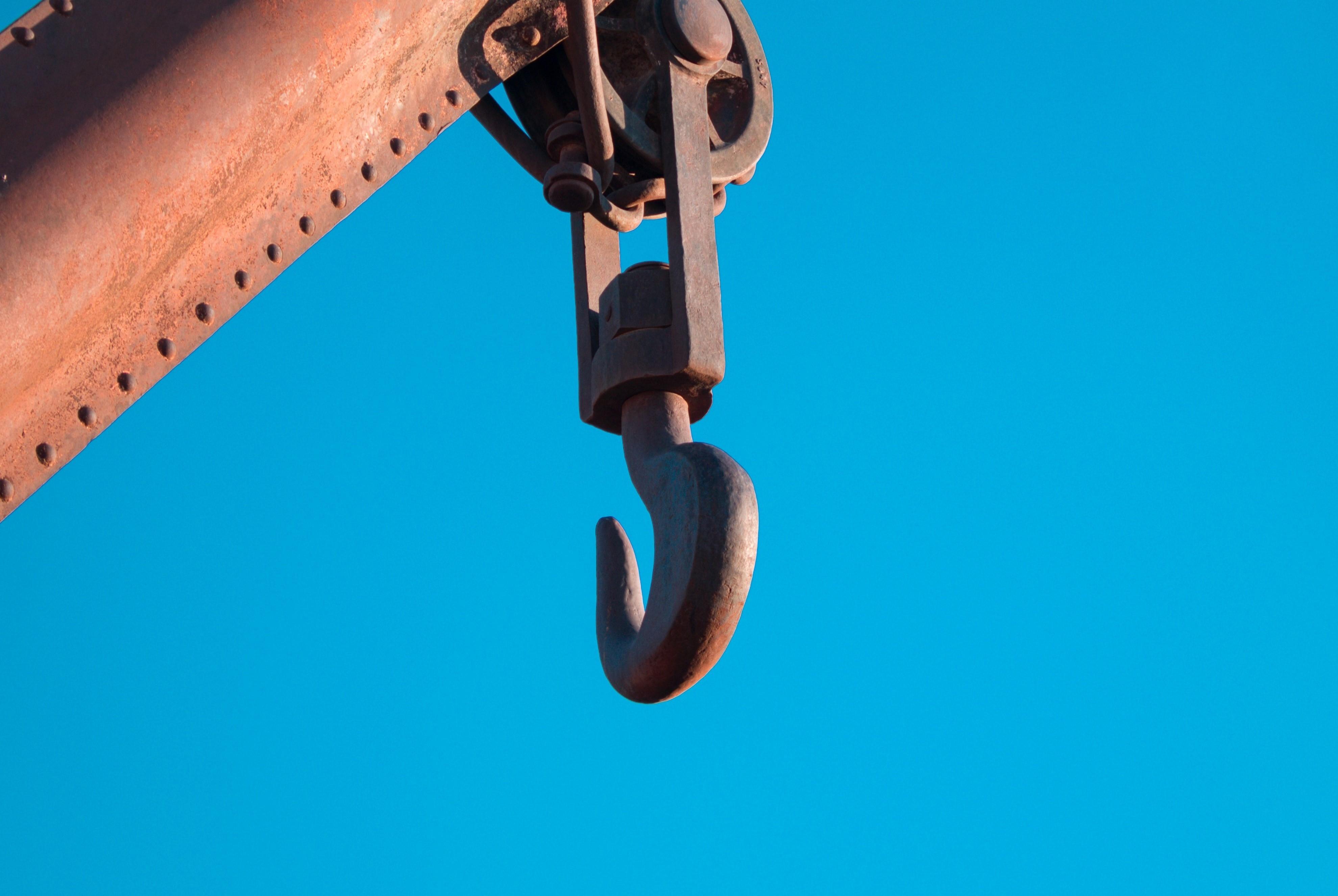 不满意社区的轮子，我们自创了一套 React Hooks 风格的数据加载方案