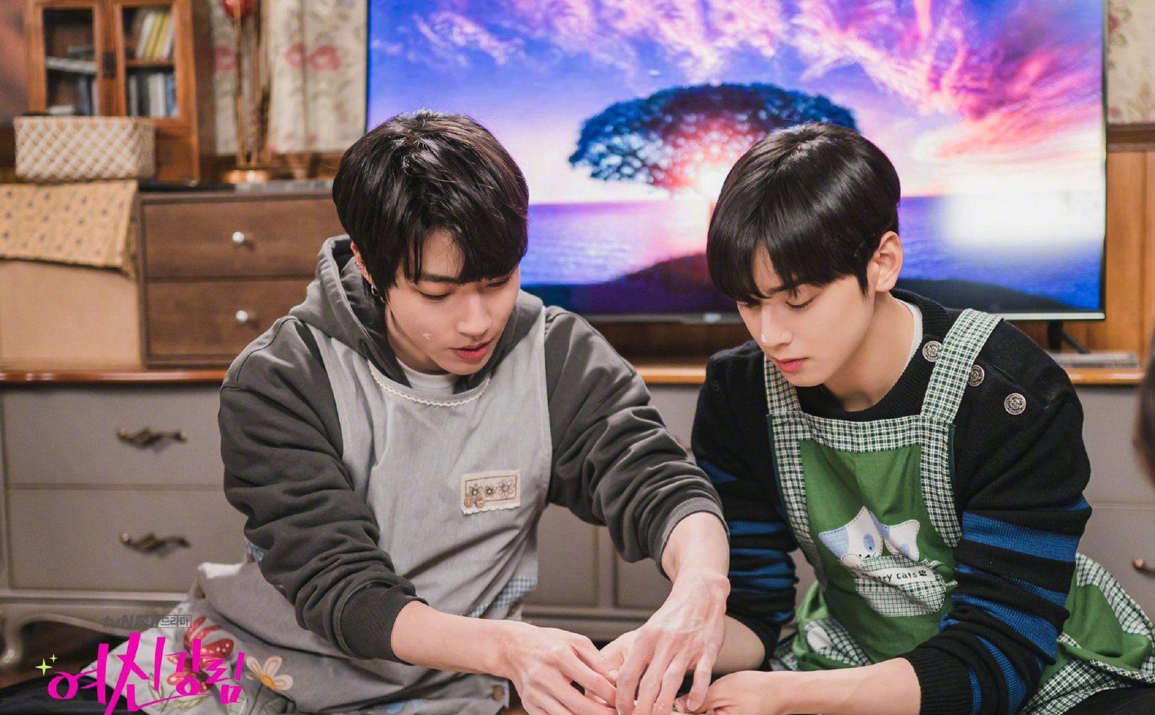 《女神降临》中你会选择李修浩还是韩书俊? - 知乎