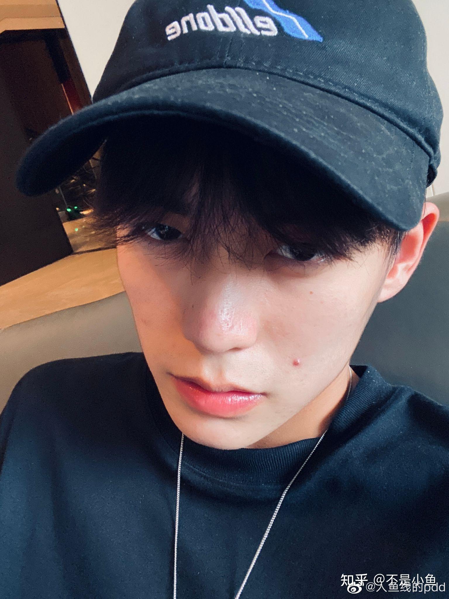 余庆伟那么帅为什么不去当明星