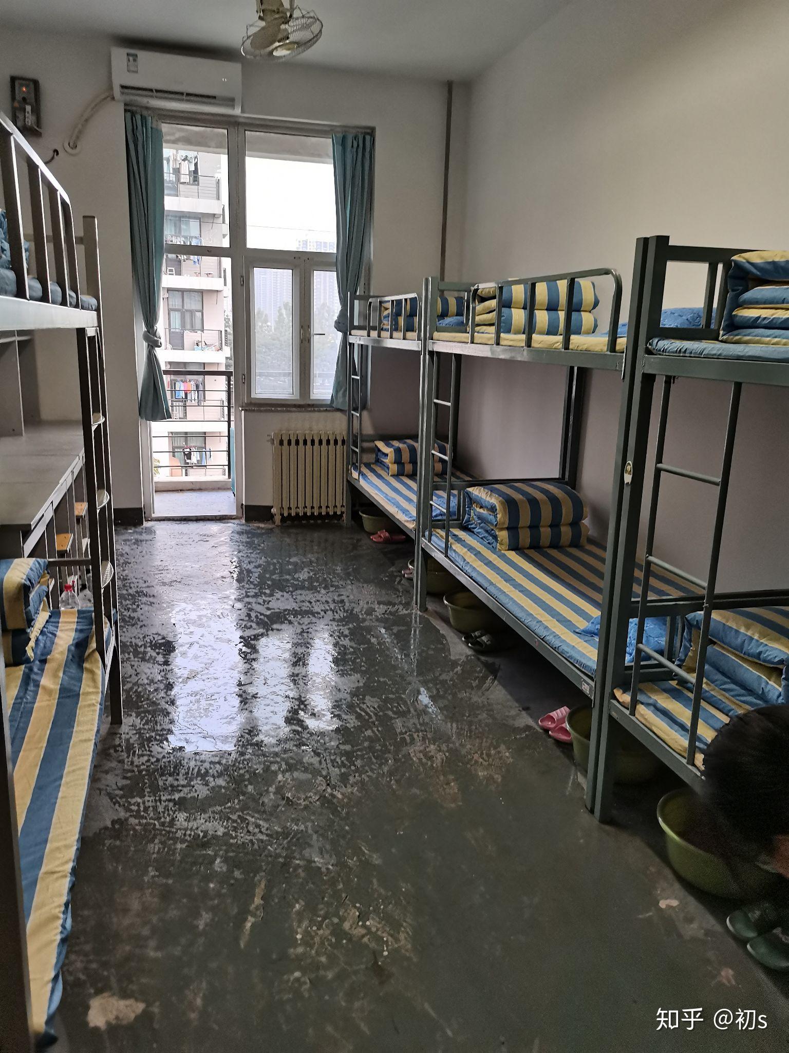 请问一下河北师范大学新校区宿舍是什么样的呢?
