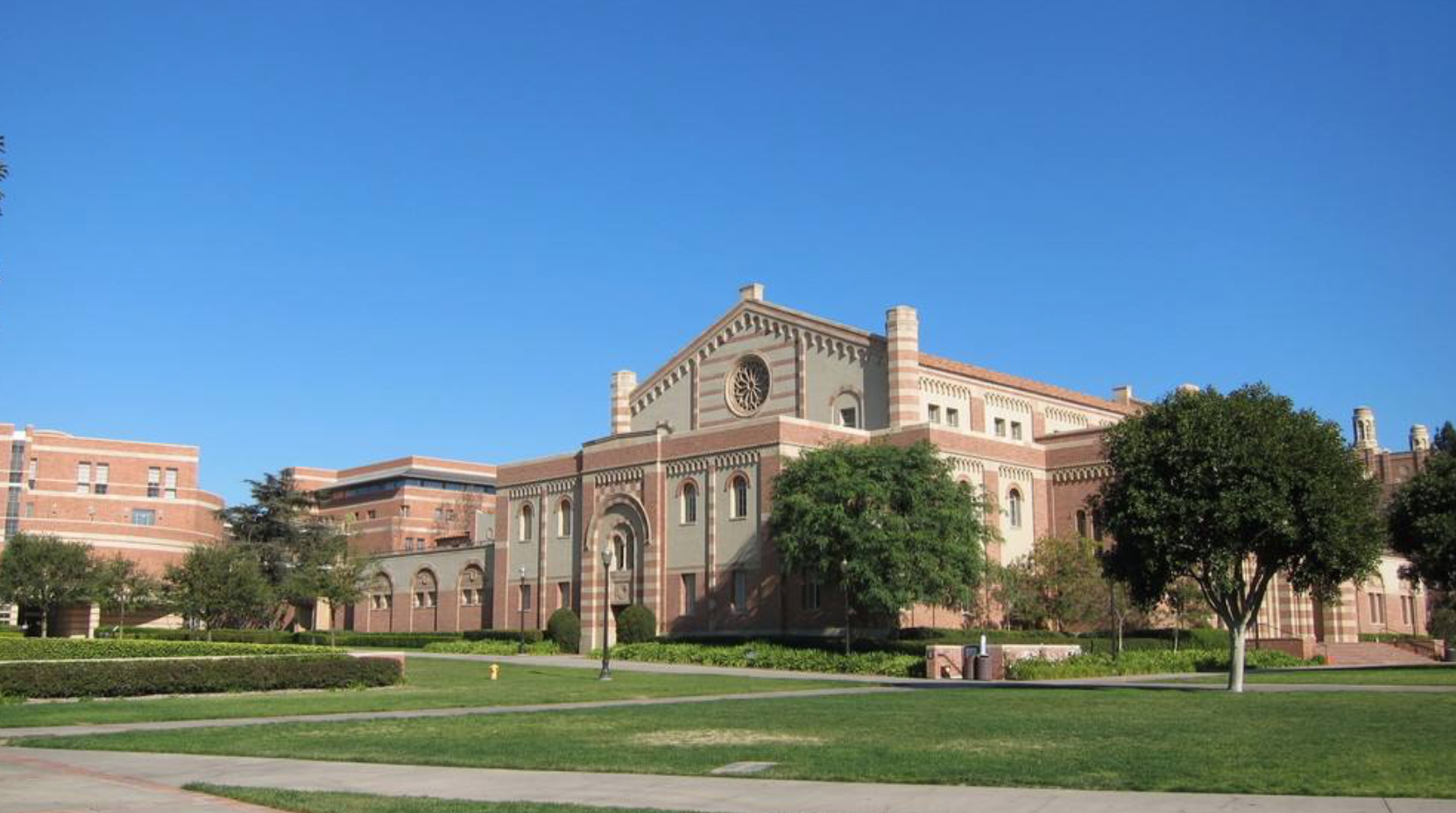 免费的外国大学 v2-5c9f9a112bb40766f503a33501581ddb_r.jpg?source=172ae18b