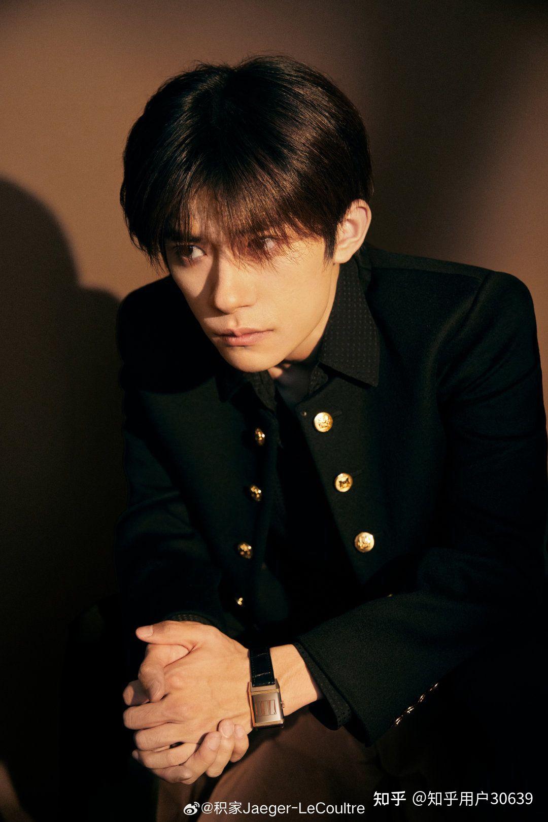 求易烊千玺高清怼脸图!希望没有水印,太感谢啦! - 知乎