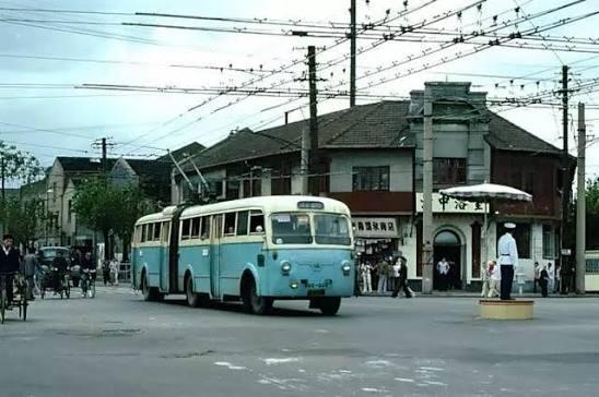 电线杆街景