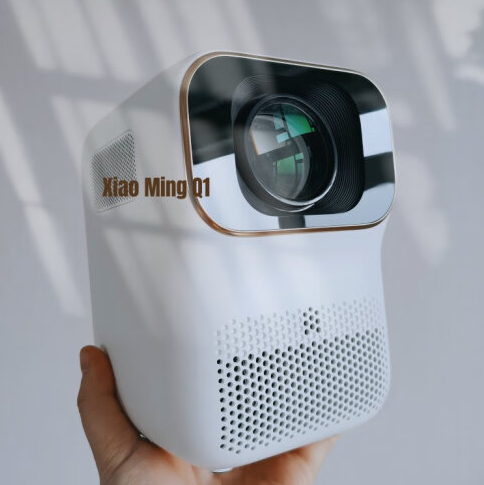年轻人也能拥有的"家庭影院":小明q1迷你投影仪