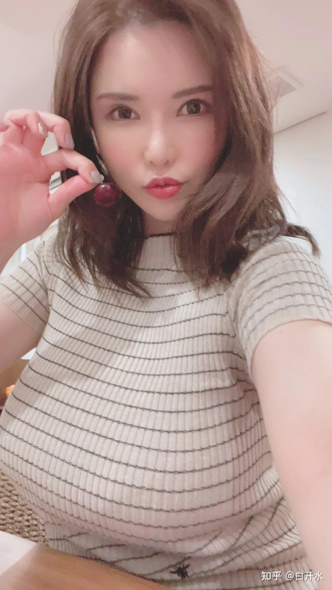 冲田杏梨生活照，生娃以后的复出更大了 - 知乎