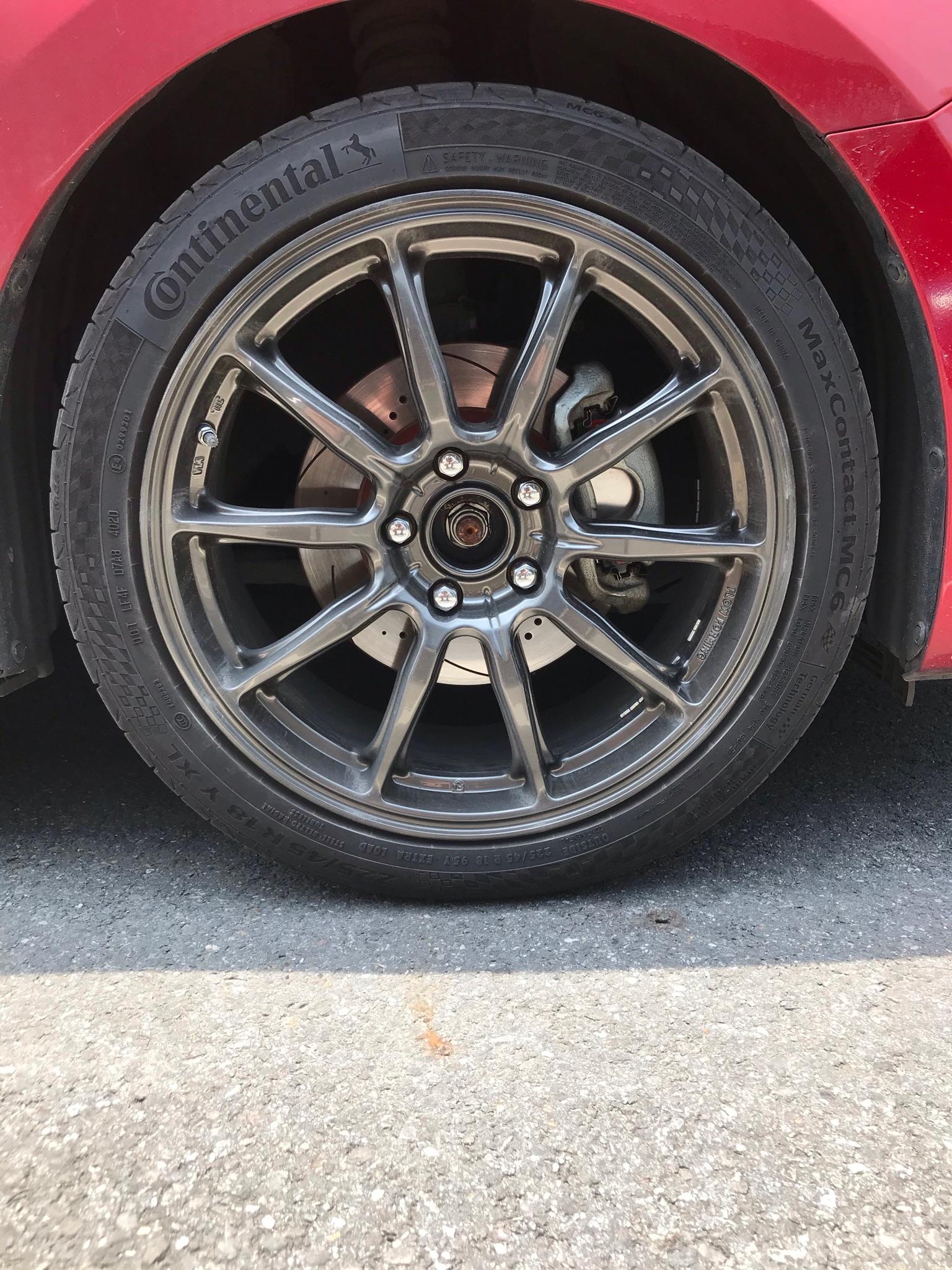 马牌mc6和米其林ps4轮胎请大神对比分析一下选择哪款好