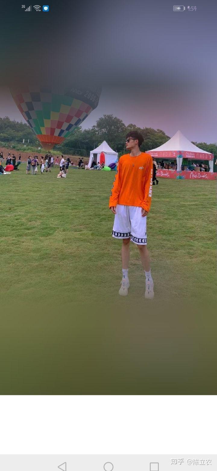 一米九的男生真的很吓人吗