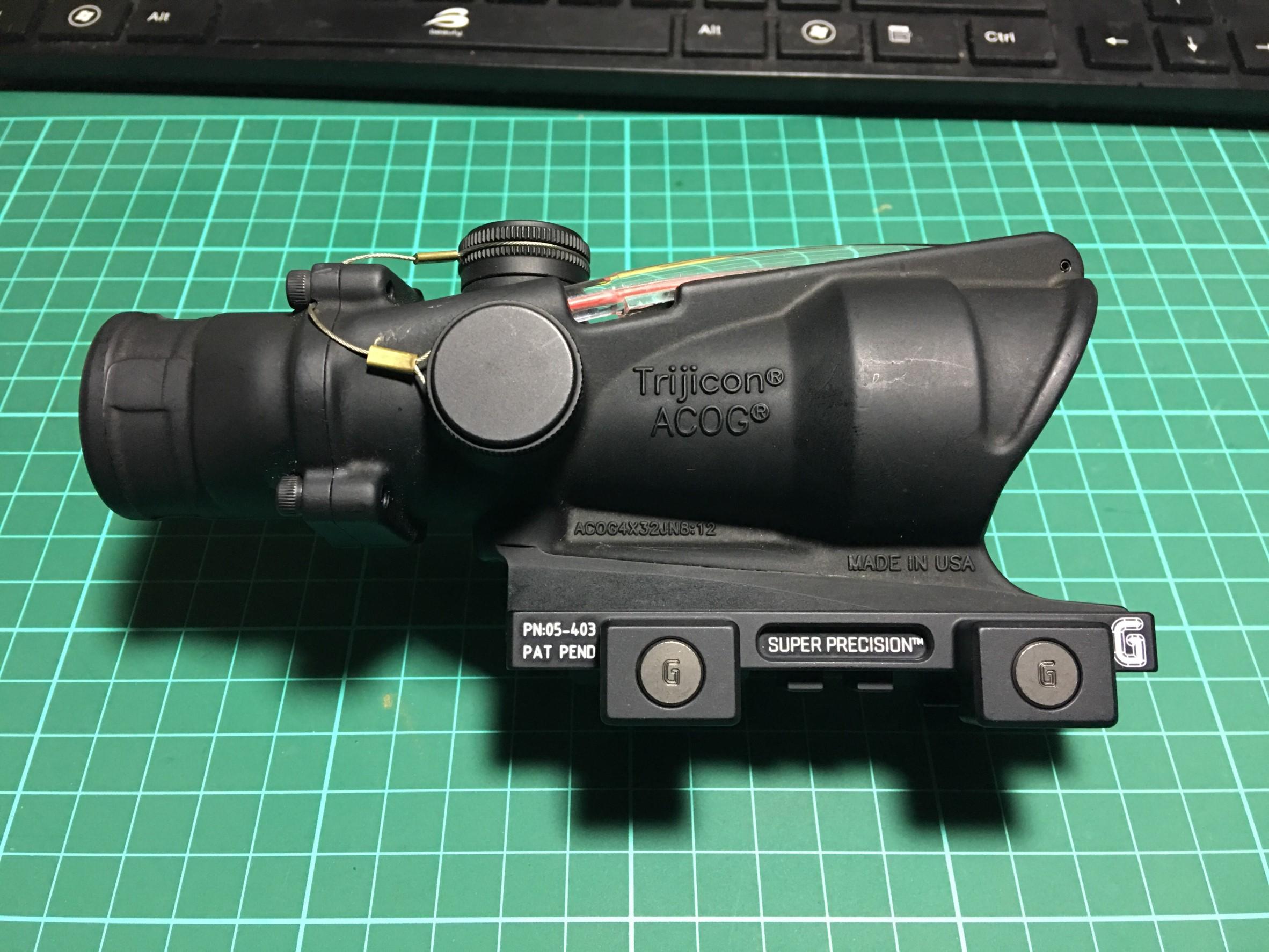 专业的瞄准镜多少钱