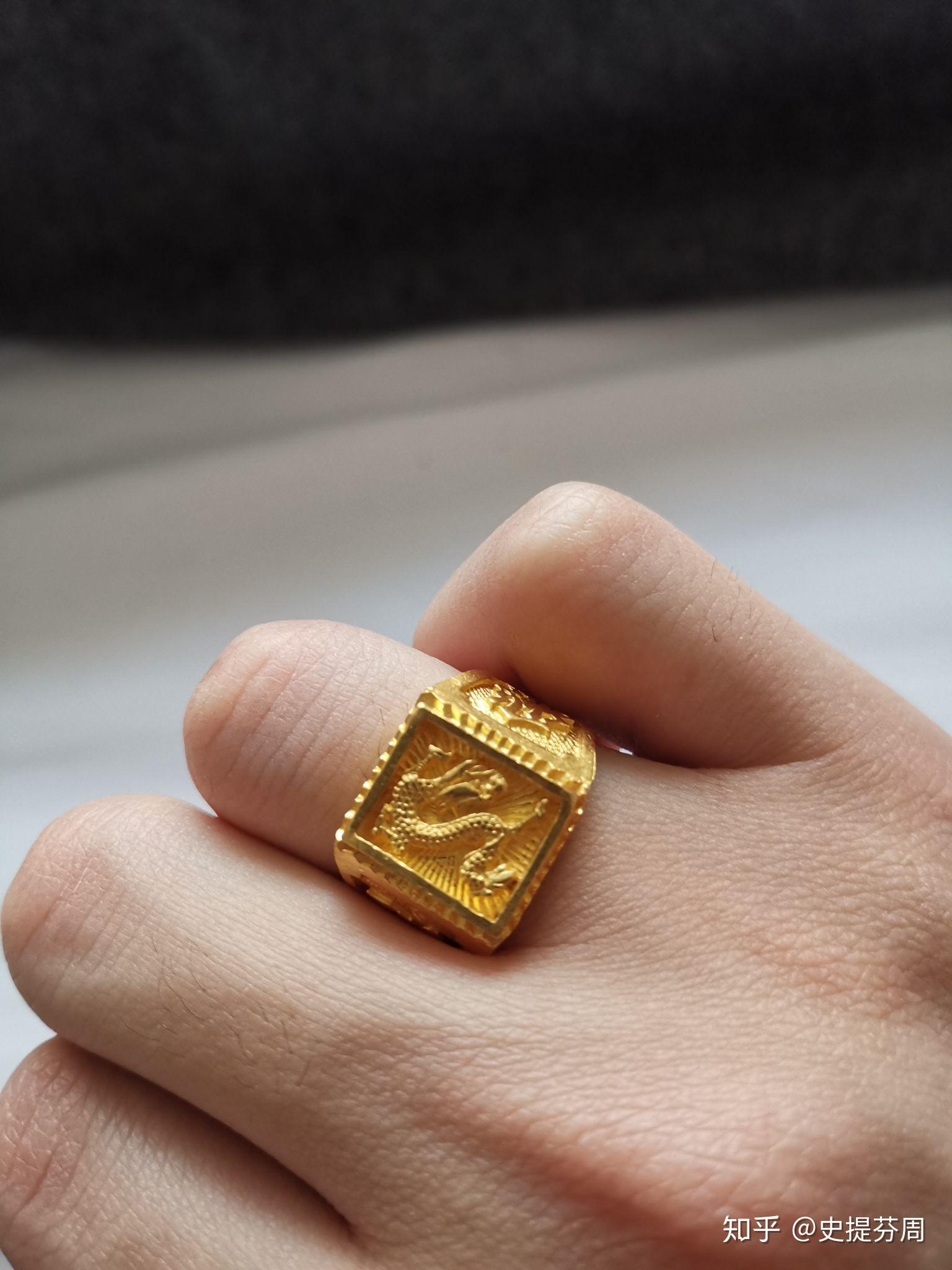 男人戴金戒指很俗吗