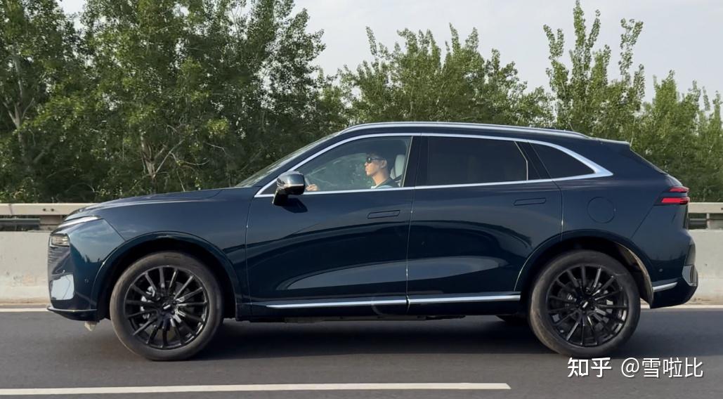 长城汽车魏牌新摩卡上市了,这车值得买吗?