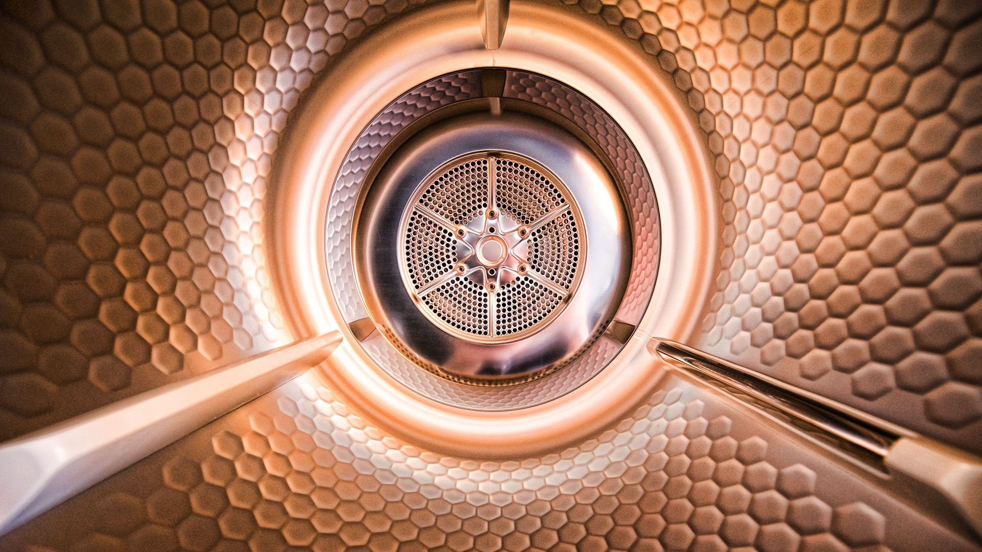 请问有没有科技感很强的电脑高清壁纸谢谢各位大佬了手动问号