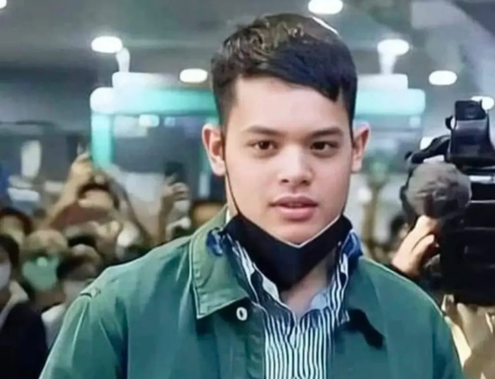 19岁提帮功越来越帅了身高近2米眼神清亮坚毅是泰王心尖宠