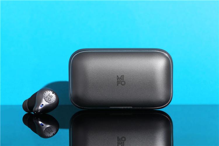 vivoiqooneo5蓝牙耳机该如何选