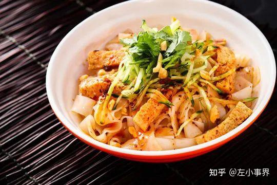 吃过酿皮,便抓住了甘肃的整个夏天 - 知乎