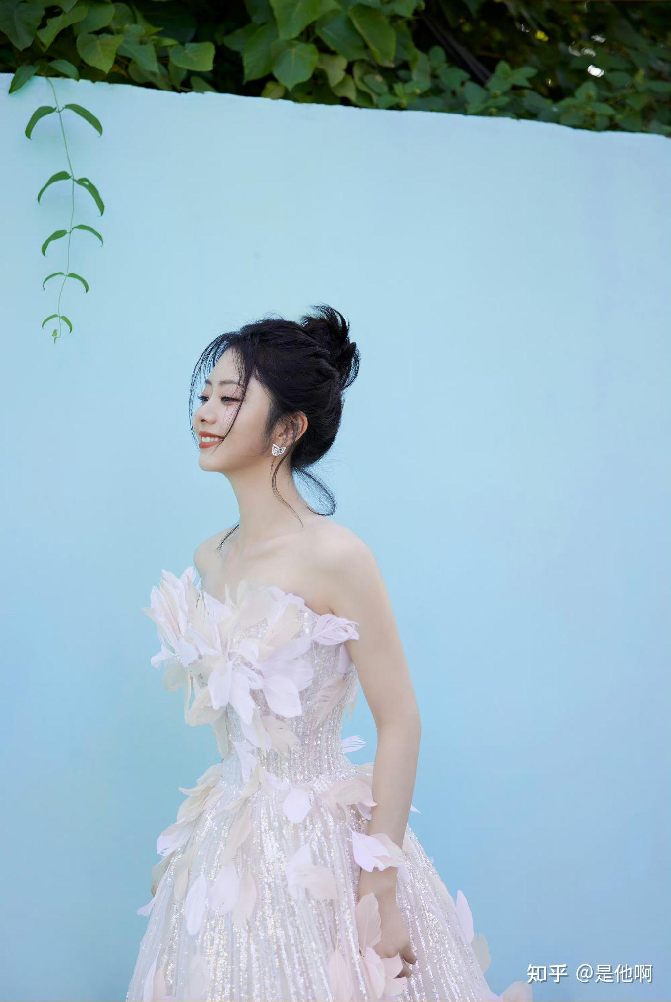 有没有谭松韵的照片? - 知乎