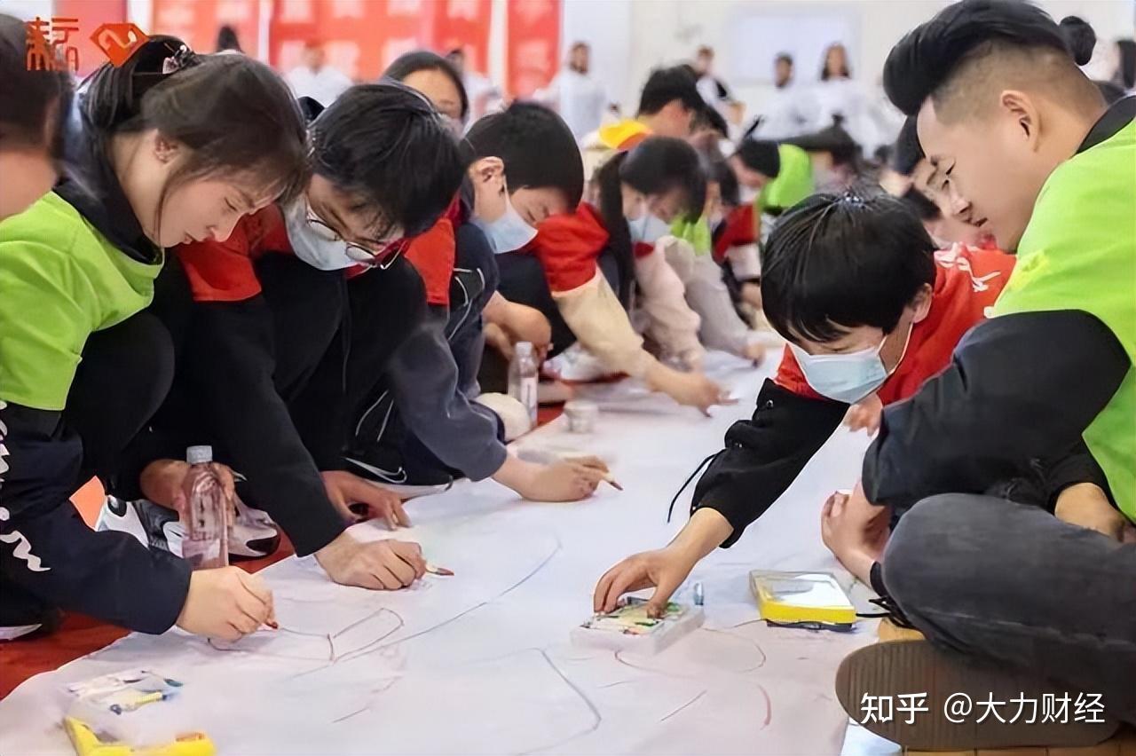 “爱心手拉手·成长心连心”公益活动在苏州吴江笠泽实验初中举办 - 知乎