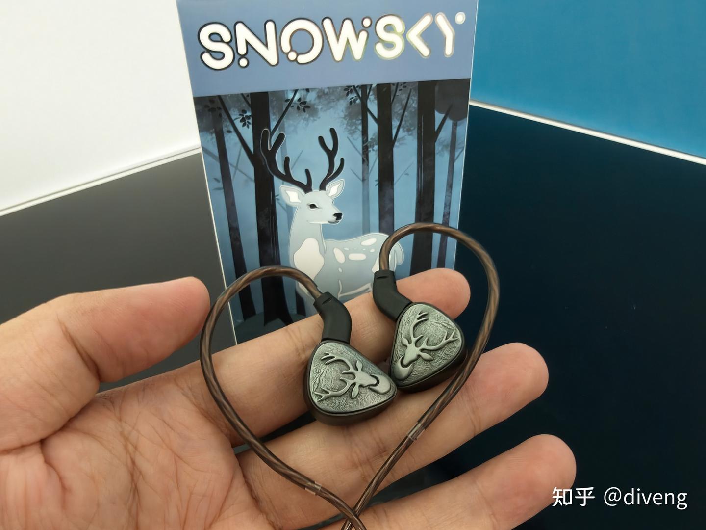 不是解析怪兽,却是港台人声的温柔陷阱!雪漫天 FH3 「鹿鸣」有线耳机测评
