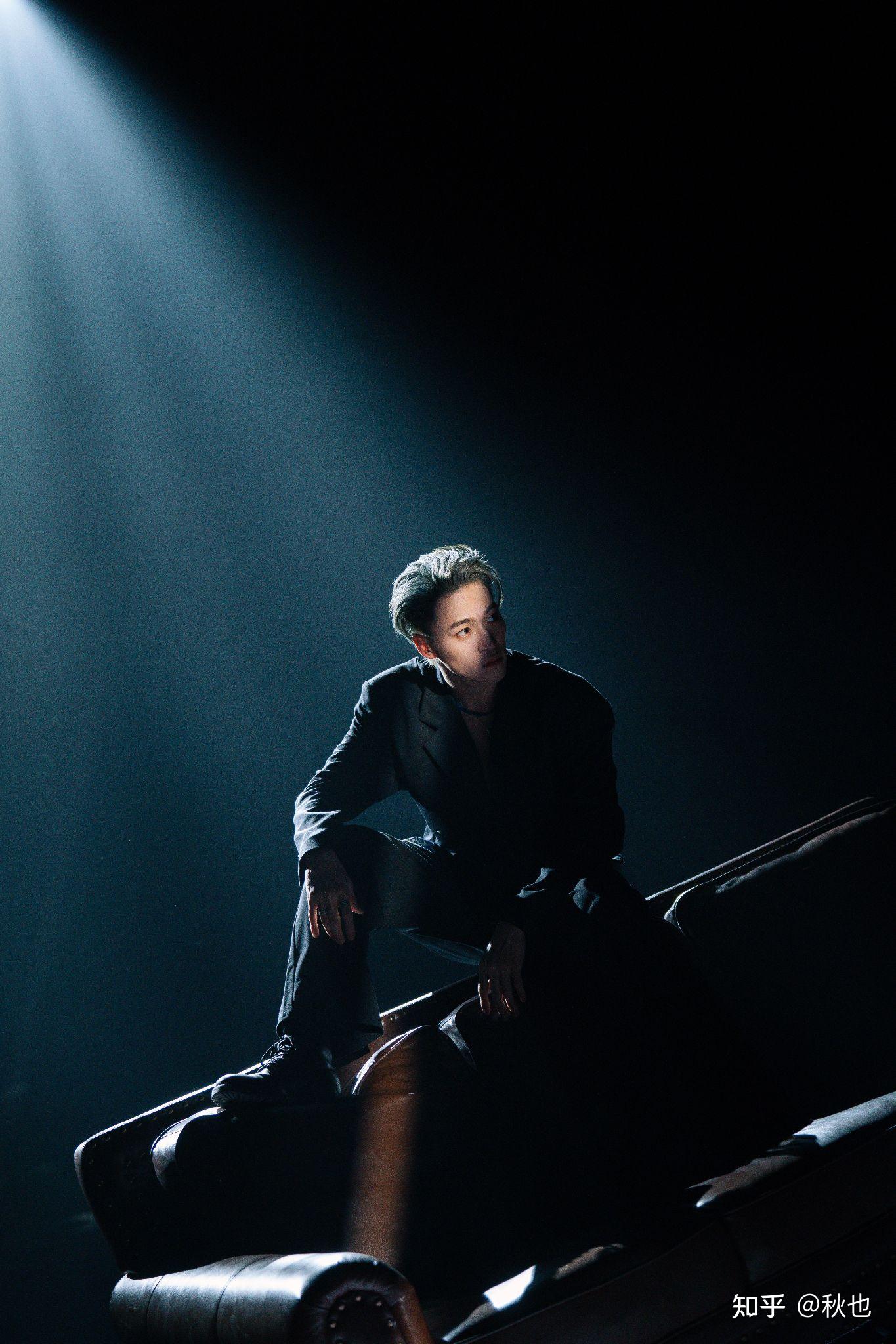 如何评价创造营2021第六期joker舞台中赞多的表现