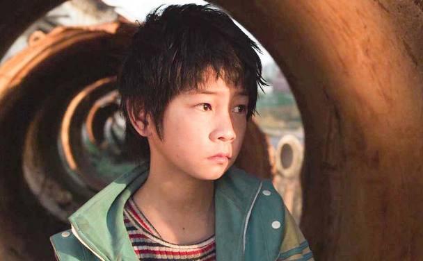 盛开在荒野之上的亲情之花——评微电影《拾荒少年》