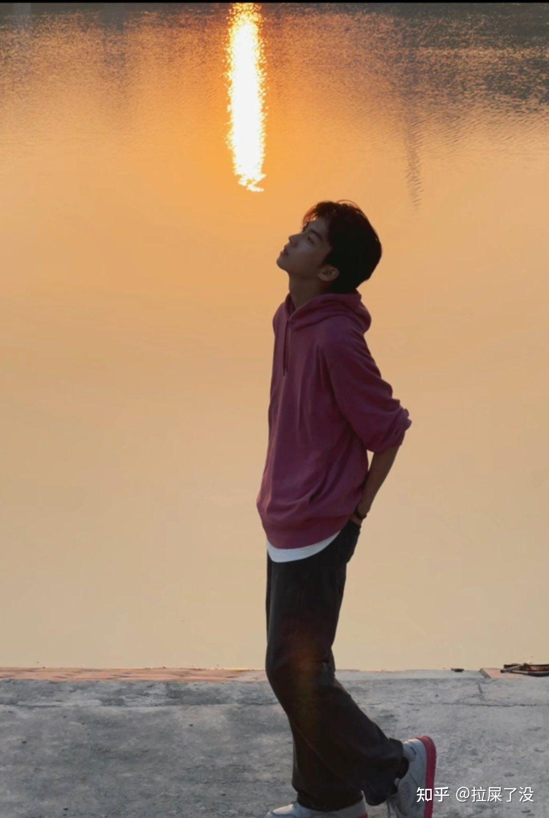 有人见过抖音帅哥长颈先生露脸吗