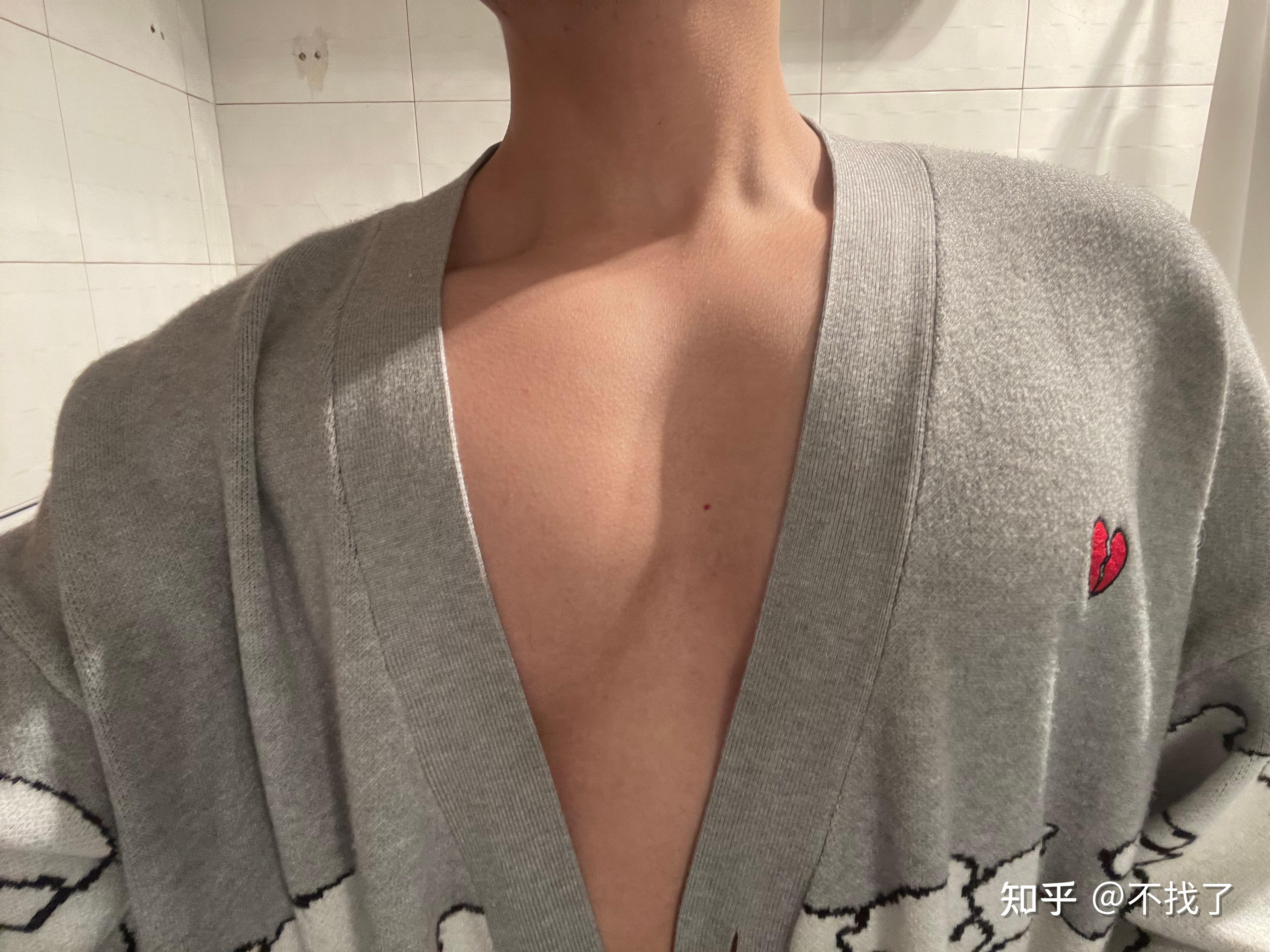 男生胸肌大是什么感觉?