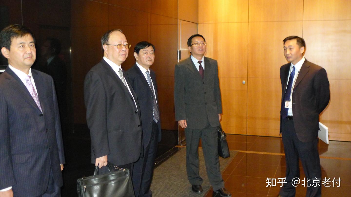 157-新领导上任,先不要主动给他提建议 - 知乎