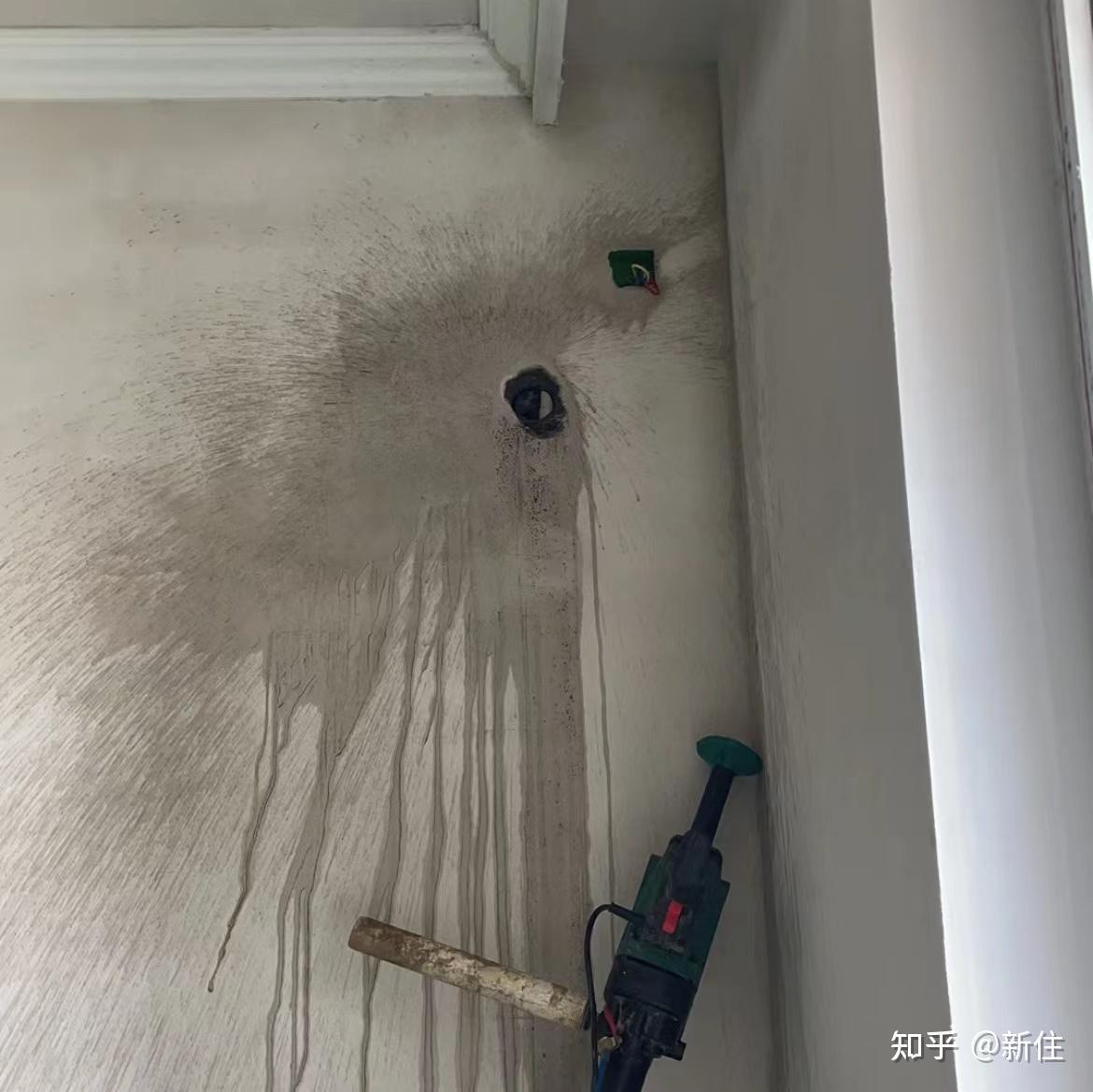 为了避免后期麻烦,一个小小的空调洞也是有很多讲究的.