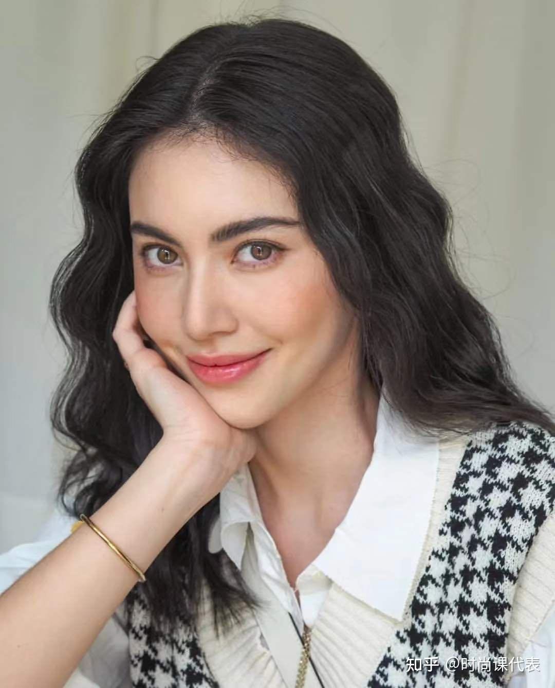 什么样的长相可以被称为浓颜系