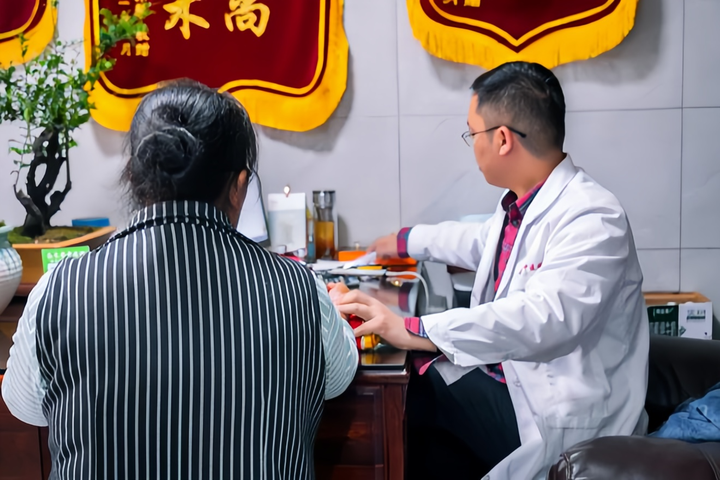 中医馆提升复诊率竟如此简单,2 个小技巧,让回头客络绎不绝! - 知乎