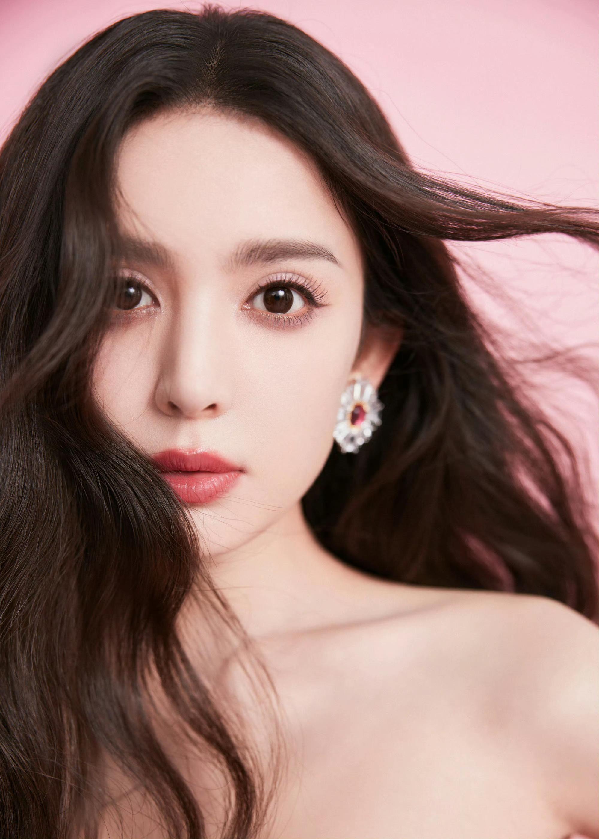 古力娜扎有哪些美出圈的造型?