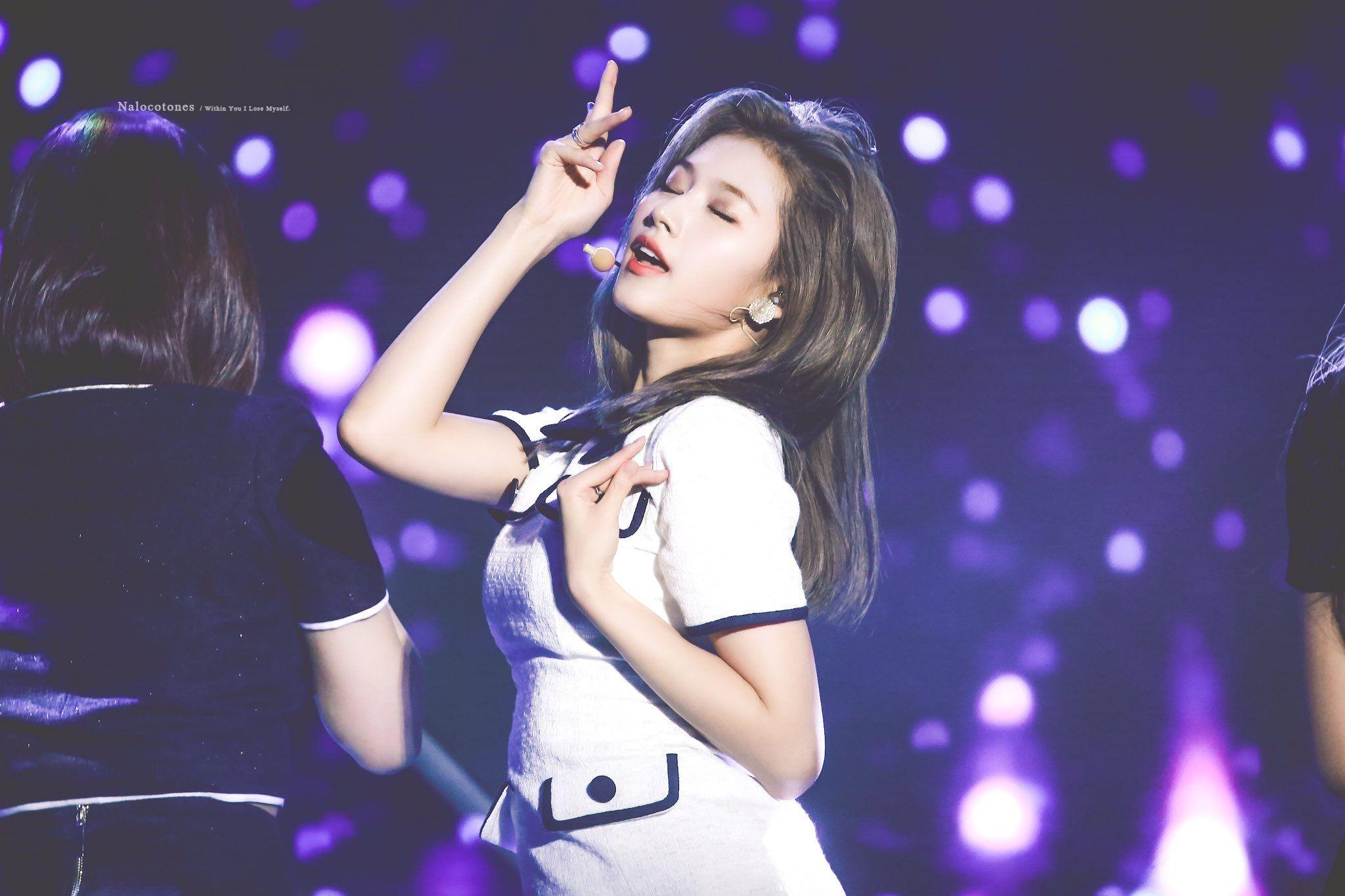 twice的凑崎纱夏(sana)有什么神图?