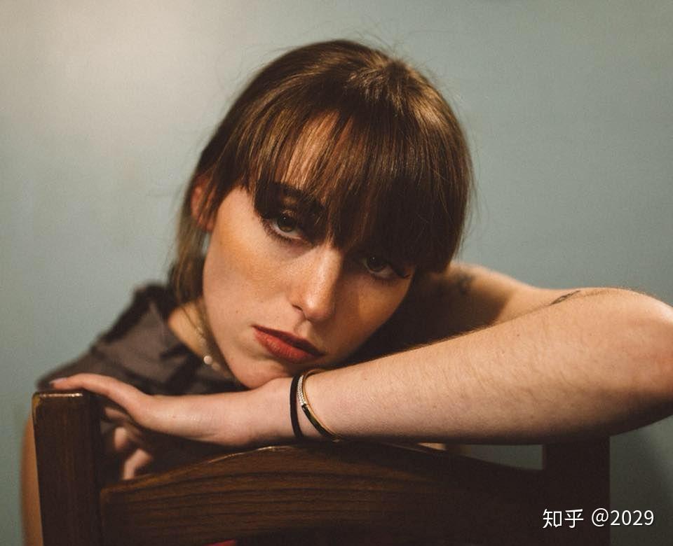 如何评价美国女歌手sashasloan